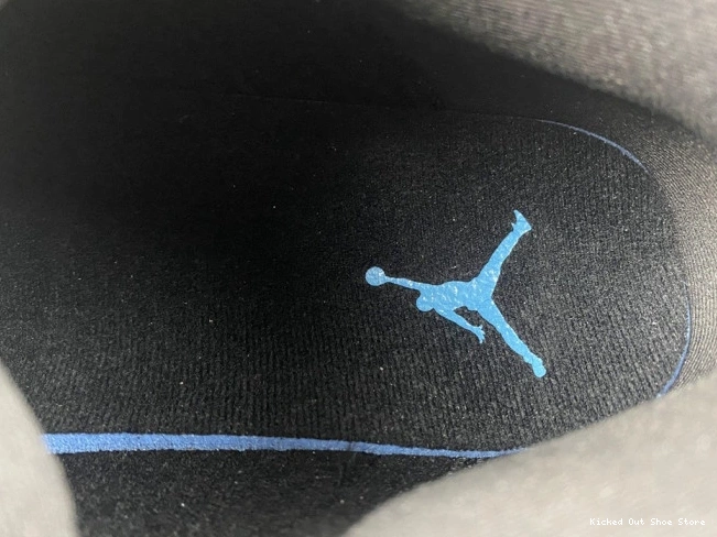 Kicked Out Shoe Store Blue 13 University DJ5982-041 Jordan Air 0701